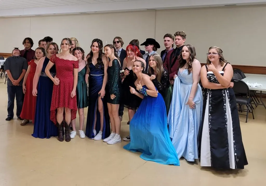 brigden grade 8 grad june 28 2023 1024x718
