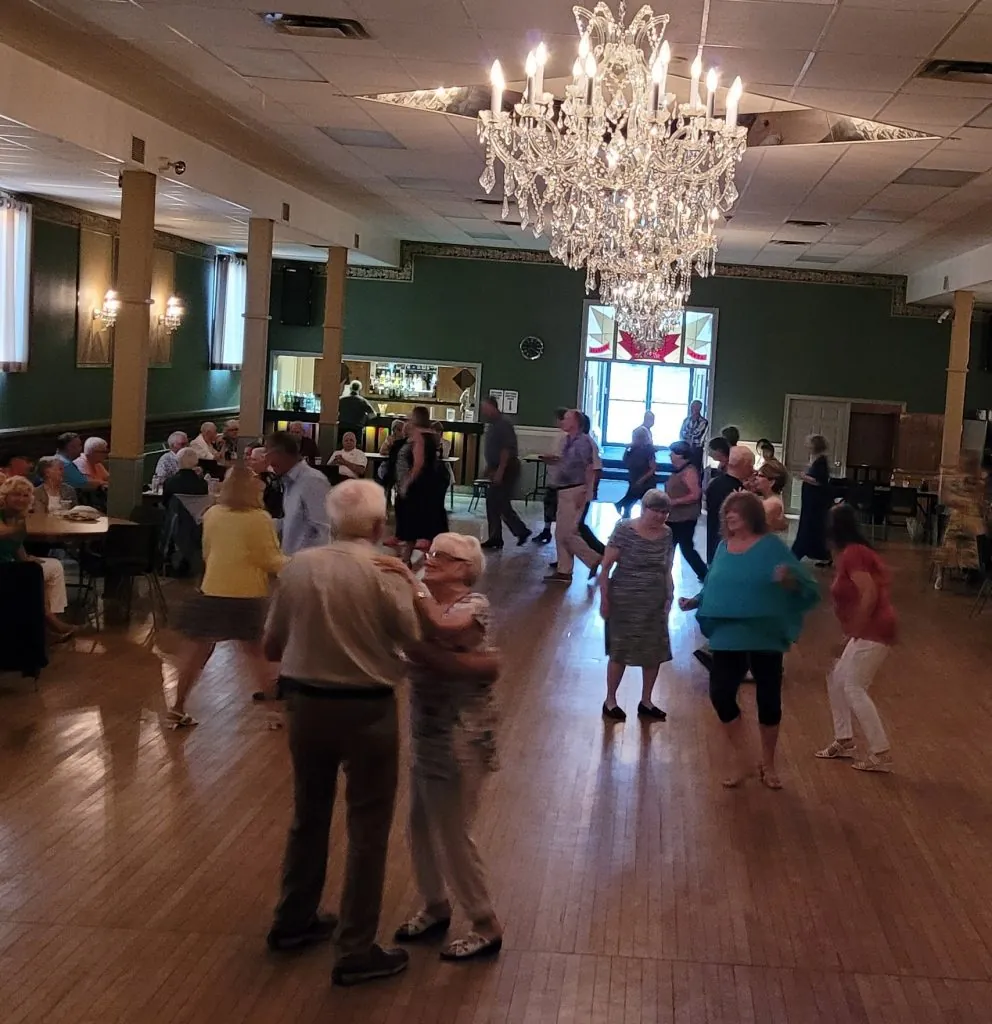 polish hall singles dance 992x1024